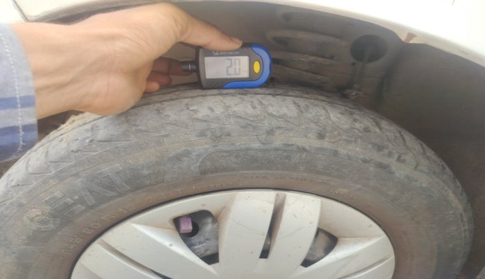 2020 Maruti Alto LXI, Petrol, Manual, 28,732 km, tyre