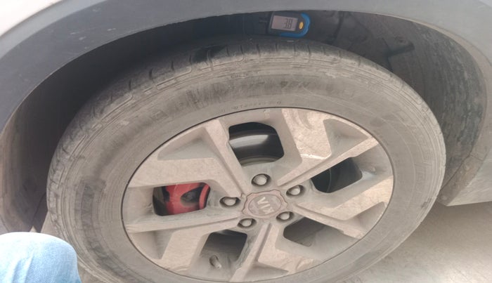 2020 KIA SONET GTX PLUS 1.5 AT, Diesel, Automatic, 53,967 km, tyre