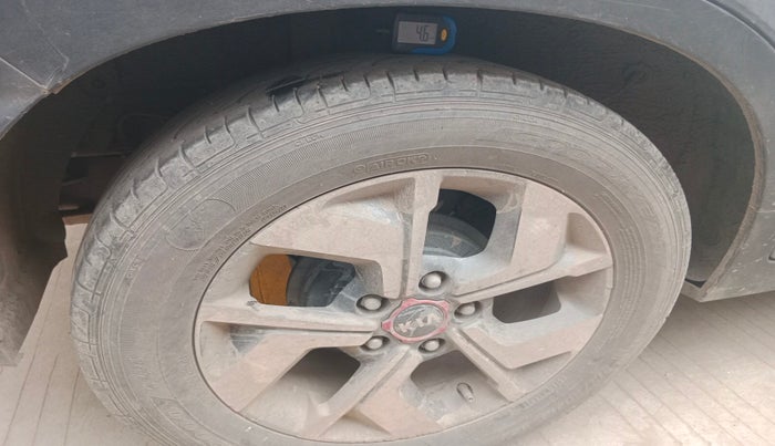 2020 KIA SONET GTX PLUS 1.5 AT, Diesel, Automatic, 53,967 km, tyre