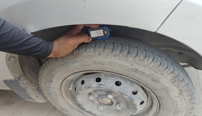 2014 Maruti Alto 800 LXI, Petrol, Manual, 54,964 km, tyre