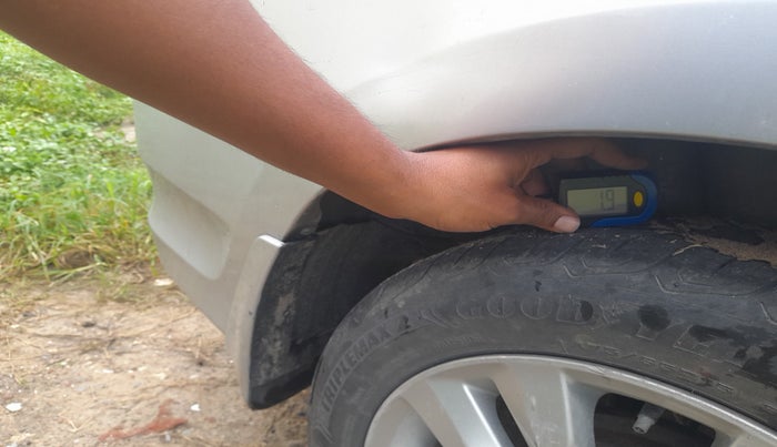 2013 Honda City 1.5L I-VTEC V MT, Petrol, Manual, 1,19,733 km, tyre