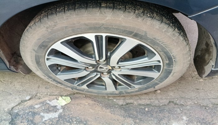 2022 Honda Amaze 1.5L I-DTEC VX, Diesel, Manual, 1,22,631 km, tyre