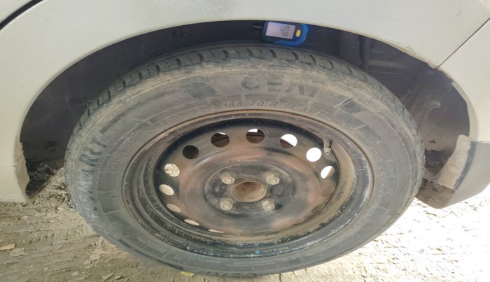2014 Maruti Celerio VXI, Petrol, Manual, 1,14,506 km, tyre