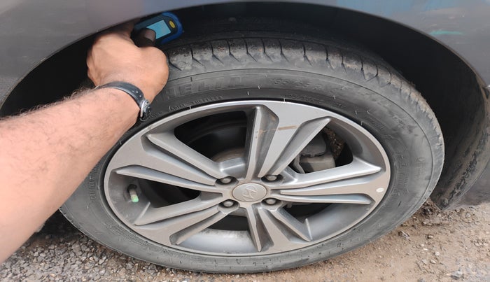 2019 Hyundai Verna 1.6 VTVT SX, Petrol, Manual, 95,931 km, tyre