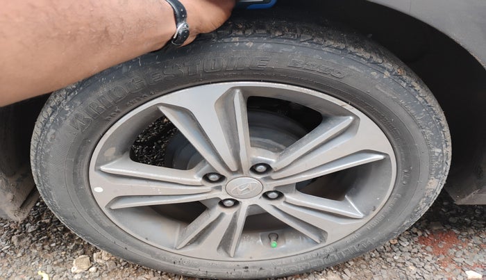 2019 Hyundai Verna 1.6 VTVT SX, Petrol, Manual, 95,931 km, tyre