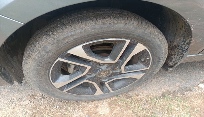 2019 Tata Tiago XZA PLUS PETROL, Petrol, Automatic, 36,764 km, tyre