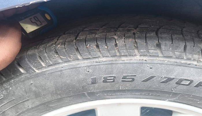 2013 Hyundai i20 ASTA 1.2, Petrol, Manual, 51,005 km, tyre