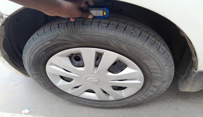 2013 Maruti Swift Dzire VXI, Petrol, Manual, 90,636 km, tyre