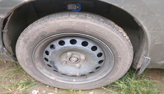 2015 Chevrolet Sail 1.3 LS ABS, Diesel, Manual, 1,80,000 km, tyre