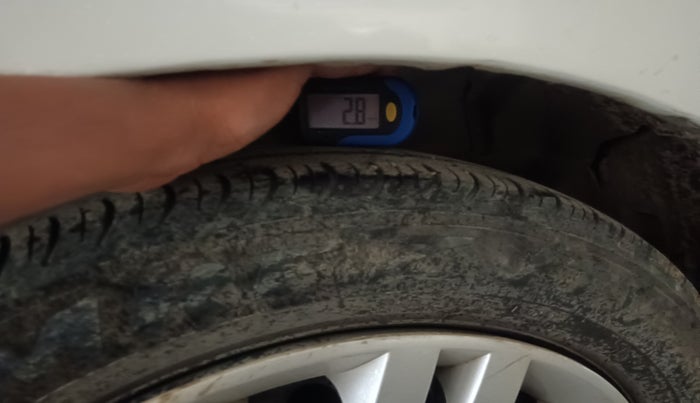 2015 Maruti Celerio ZXI, Petrol, Manual, 2,05,916 km, tyre