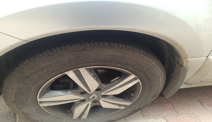 2014 Renault Koleos 4x4 AT, Diesel, Automatic, 1,20,268 km, tyre