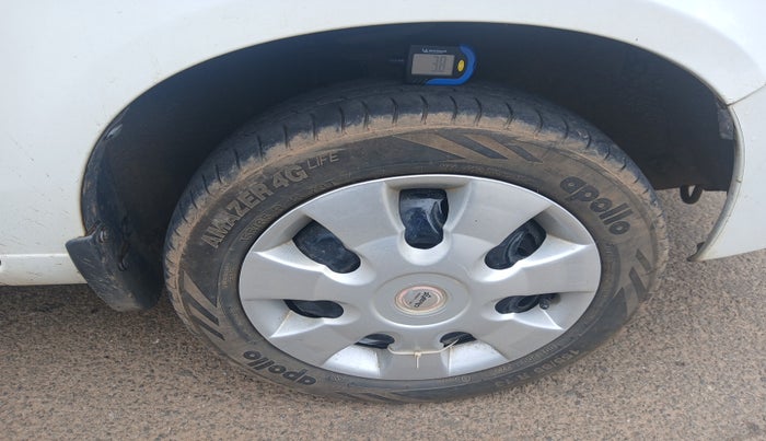 2013 Maruti Alto K10 LXI, Petrol, Manual, 1,08,041 km, tyre