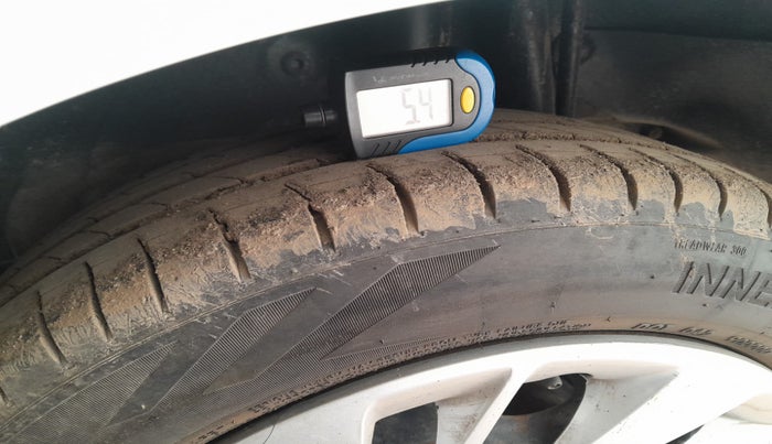 2017 Tata Zest XM 75PS DIESEL, Diesel, Manual, 3,07,624 km, tyre