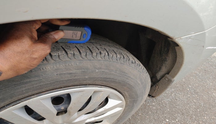 2018 Maruti Dzire VXI, Petrol, Manual, 62,744 km, tyre