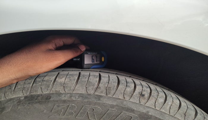 2012 Hyundai i20 SPORTZ 1.2, Petrol, Manual, 66,091 km, tyre