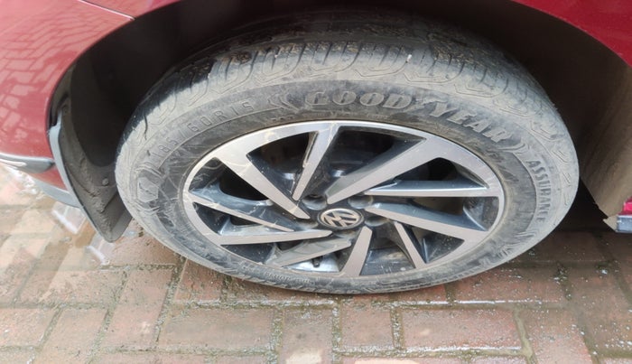 2019 Volkswagen Polo COMFORTLINE 1.0L MPI, Petrol, Manual, 52,062 km, tyre
