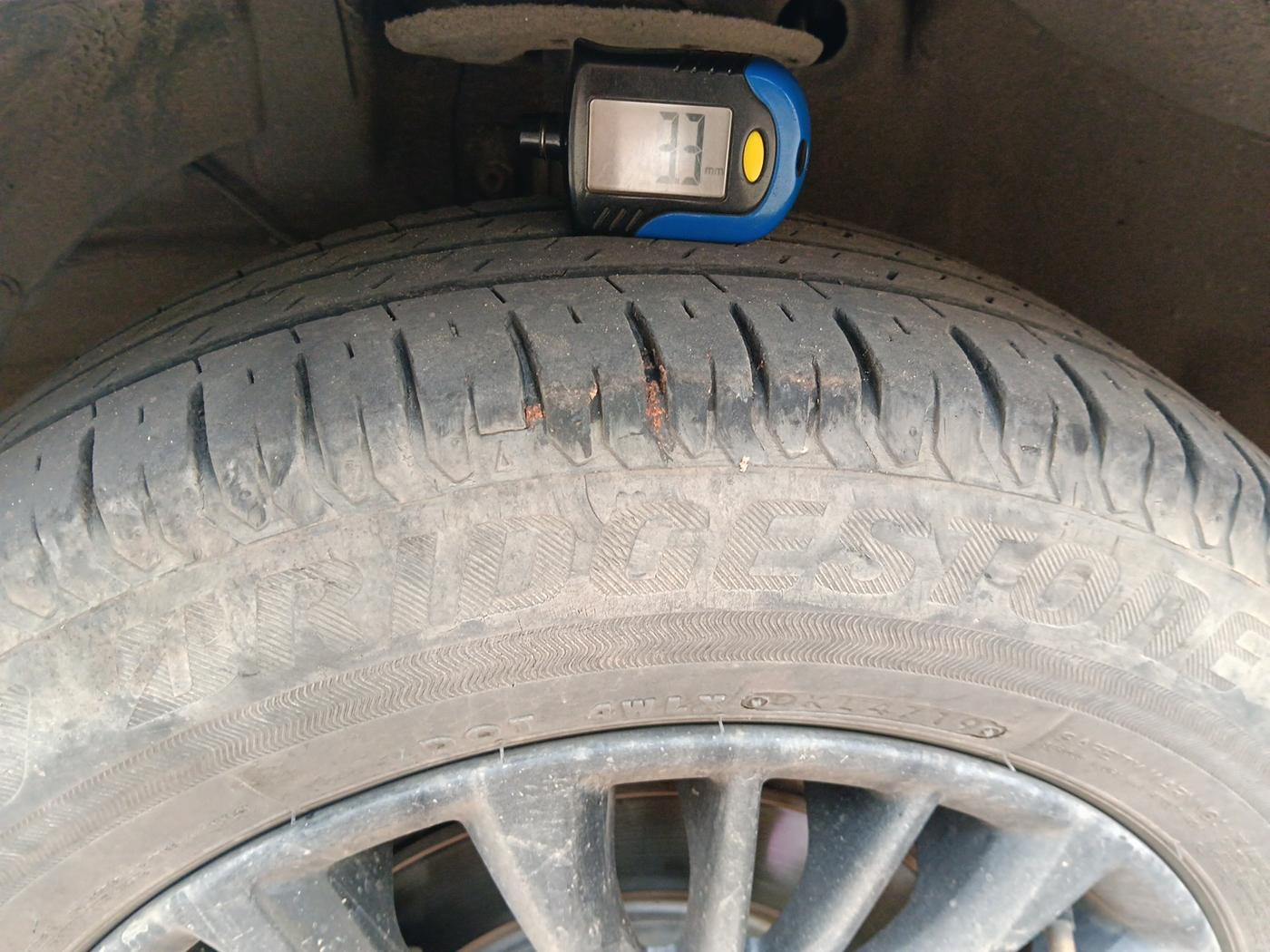 2020 Maruti XL6 ZETA MT, Petrol, Manual, 35,857 km, tyre
