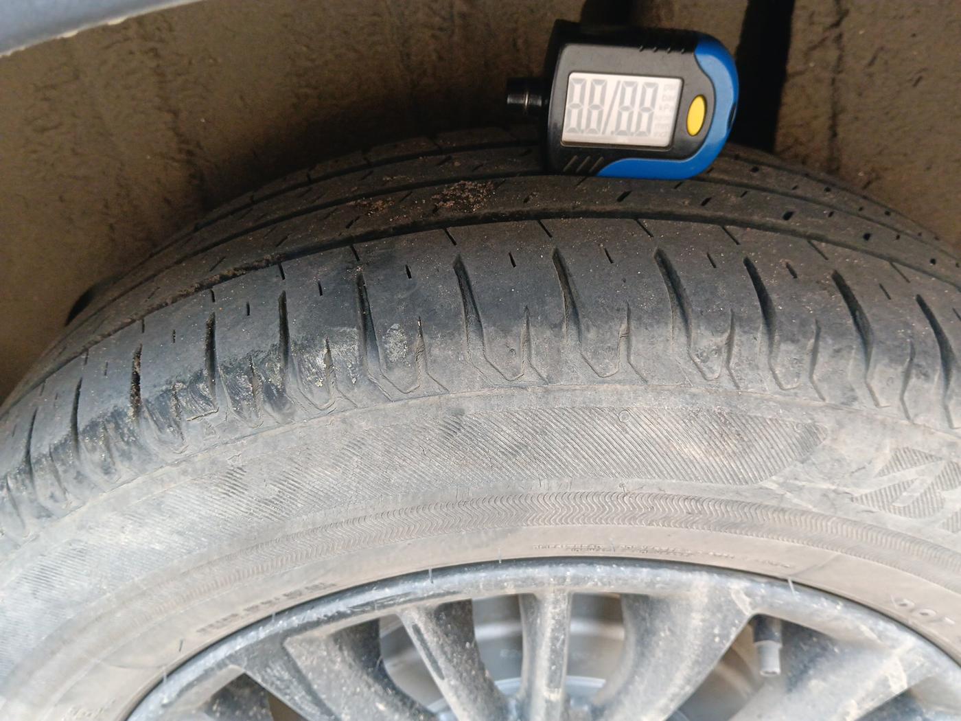2020 Maruti XL6 ZETA MT, Petrol, Manual, 35,857 km, tyre