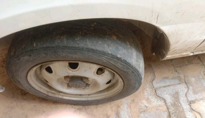 2010 Maruti Alto K10 LXI, Petrol, Manual, 79,713 km, tyre