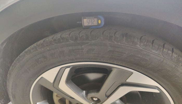 2018 Hyundai Creta SX AT 1.6 PETROL, Petrol, Automatic, 85,532 km, tyre