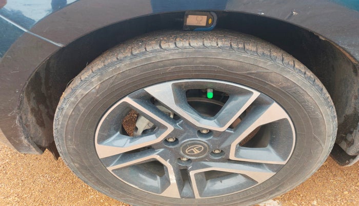 2022 Tata Tiago XZ PLUS PETROL, Petrol, Manual, 49,847 km, tyre
