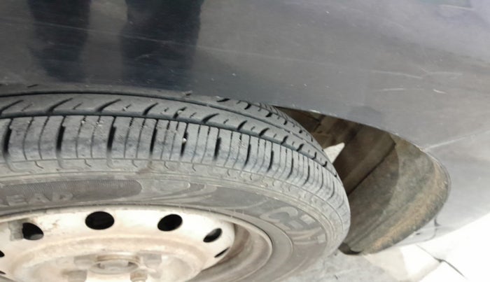 2012 Maruti Wagon R 1.0 LXI CNG, Petrol, Manual, 85,972 km, tyre
