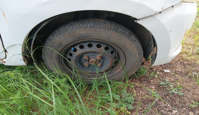 2014 Datsun Go T, Petrol, Manual, 55,766 km, tyre