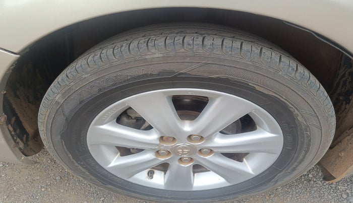 2011 Toyota Corolla Altis G PETROL, Petrol, Manual, 98,172 km, tyre