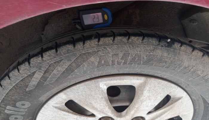 2011 Hyundai i10 SPORTZ 1.2, Petrol, Manual, 99,187 km, tyre