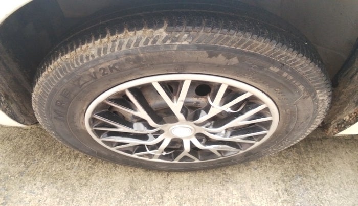 2013 Maruti Swift Dzire VDI, Diesel, Manual, 43,714 km, tyre