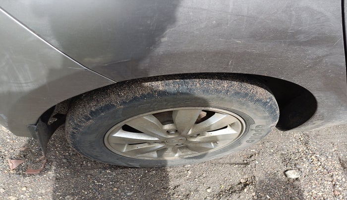 2012 Hyundai i20 ASTA 1.2, Petrol, Manual, 97,396 km, tyre