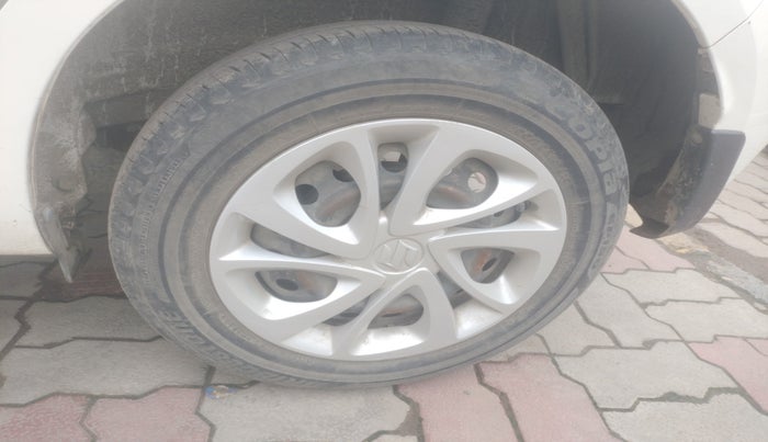 2023 Maruti Celerio ZXI, Petrol, Manual, 14,052 km, tyre