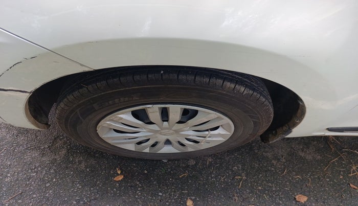 2019 Maruti Dzire VXI, Petrol, Manual, 1,85,602 km, tyre