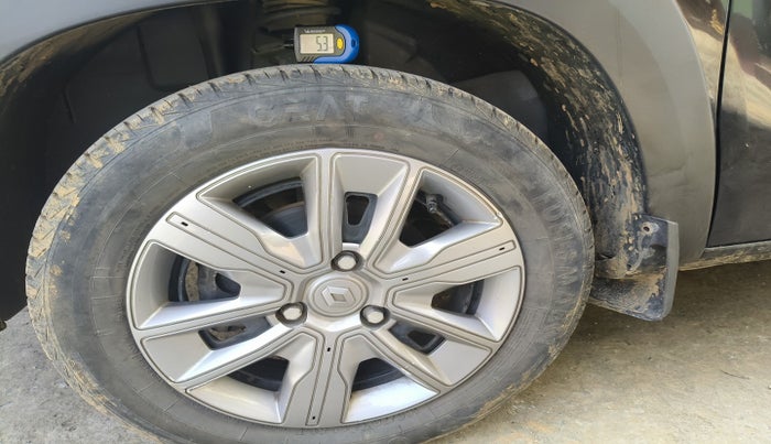 2023 Renault Kwid CLIMBER MT 1.0, Petrol, Manual, 38,936 km, tyre