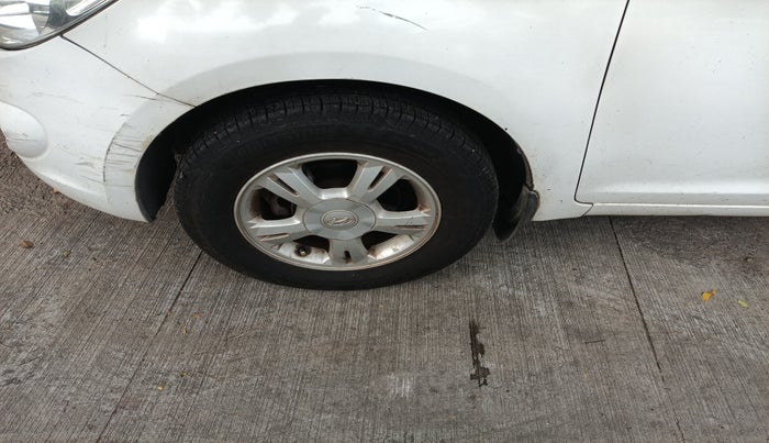 2011 Hyundai i20 SPORTZ 1.2, Petrol, Manual, 1,22,246 km, tyre