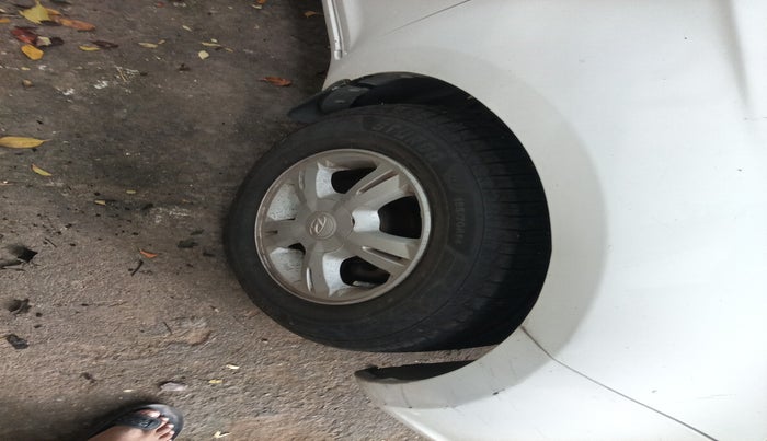 2011 Hyundai i20 SPORTZ 1.2, Petrol, Manual, 1,22,246 km, tyre