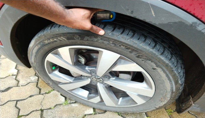 2024 Volkswagen TAIGUN  Topline 1.0 TSI AT (Electric Seats), Petrol, Automatic, 8,328 km, tyre