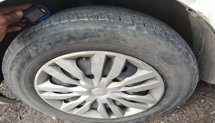 2019 Maruti Dzire VXI, Petrol, Manual, 1,17,929 km, tyre