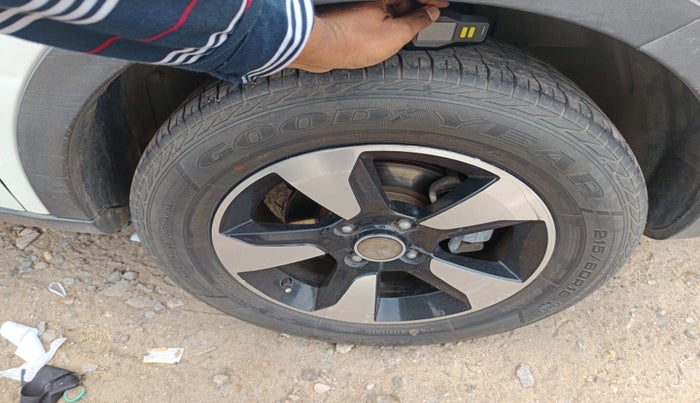 2018 Tata NEXON XZA PLUS DIESEL, Diesel, Automatic, 1,39,427 km, tyre