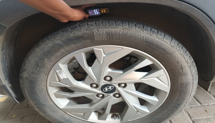 2021 Hyundai Creta SX 1.5 PETROL, Petrol, Manual, 27,154 km, tyre