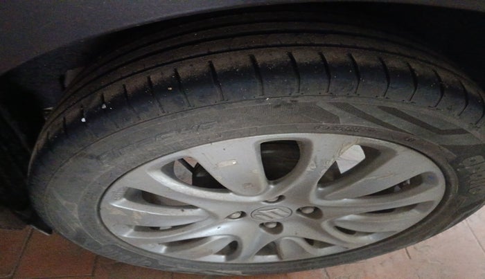 2016 Maruti Baleno ALPHA PETROL 1.2, Petrol, Manual, 49,751 km, tyre