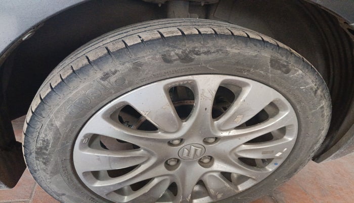 2016 Maruti Baleno ALPHA PETROL 1.2, Petrol, Manual, 49,751 km, tyre