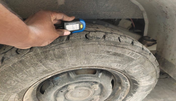 2020 Mahindra Bolero B6 (O), Diesel, Manual, 73,138 km, tyre