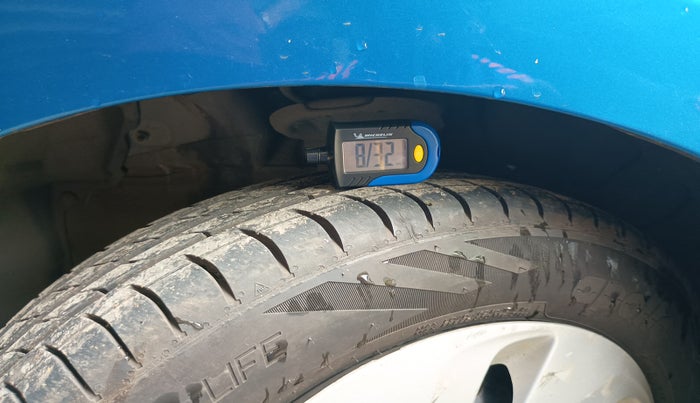 2015 Maruti Celerio VXI AMT, Petrol, Automatic, 25,140 km, tyre