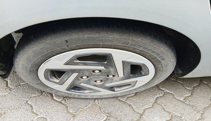 2024 Hyundai AURA S 1.2 CNG, Petrol, Manual, 20,006 km, tyre