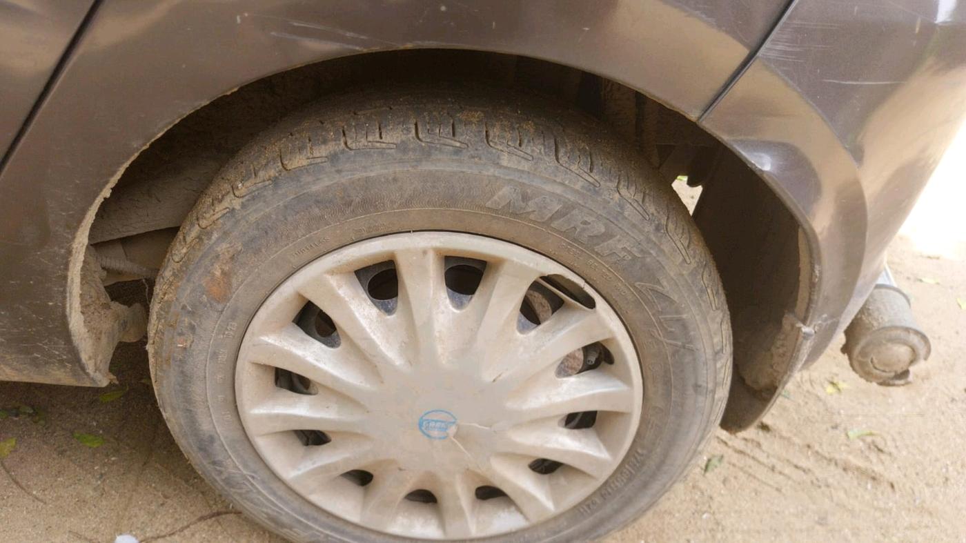 2018 Tata Tiago XT PETROL, Petrol, Manual, 85,559 km, tyre