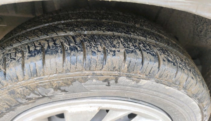 2023 Maruti Ertiga   VXI (O) CNG, Petrol, Manual, 1,23,753 km, tyre