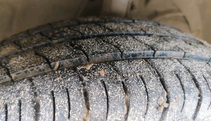 2023 Maruti Ertiga   VXI (O) CNG, Petrol, Manual, 1,23,753 km, tyre