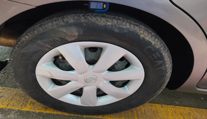2013 Nissan Sunny XL CVT, Petrol, Automatic, 75,930 km, tyre