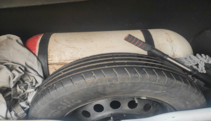2022 Tata PUNCH ADVENTURE MT, Petrol, Manual, 82,594 km, tyre
